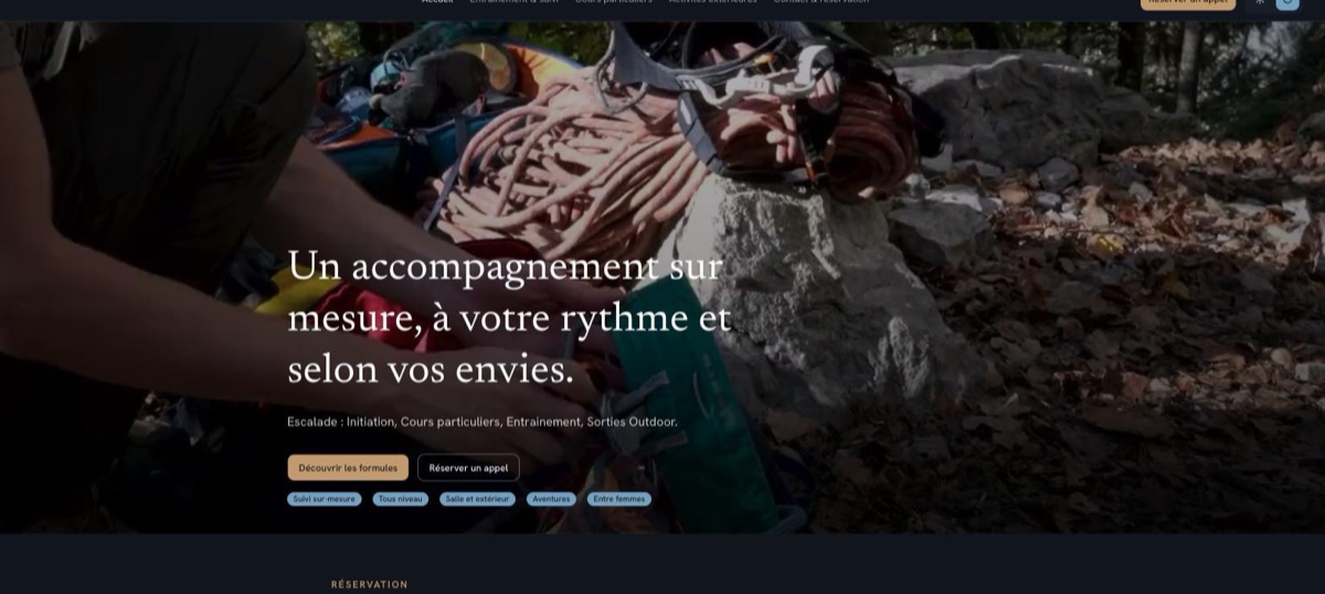 Page d'accueil du site de Margot Hamel, coach d'escalade à Annecy.